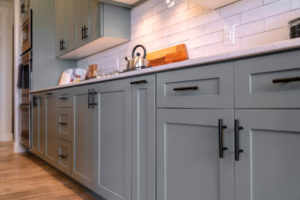 Refacing Kitchen Cabinets