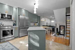 Contemporary Kitchen
