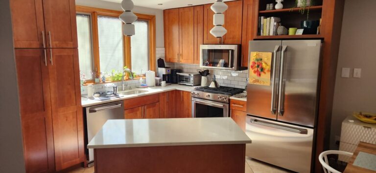 Before cabinet refacing in Philadelphia, PA