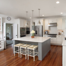 transitional kitchen
